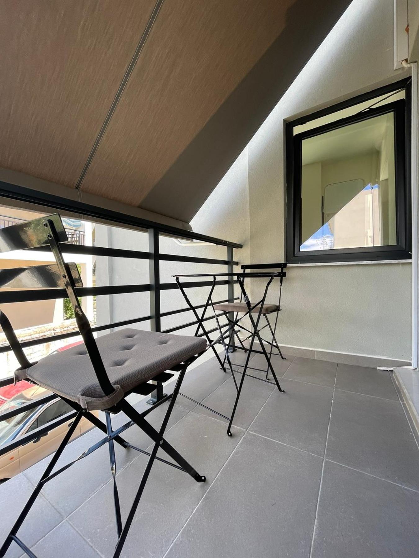 Jk Luxury Apartments Néa Khilí Eksteriør billede